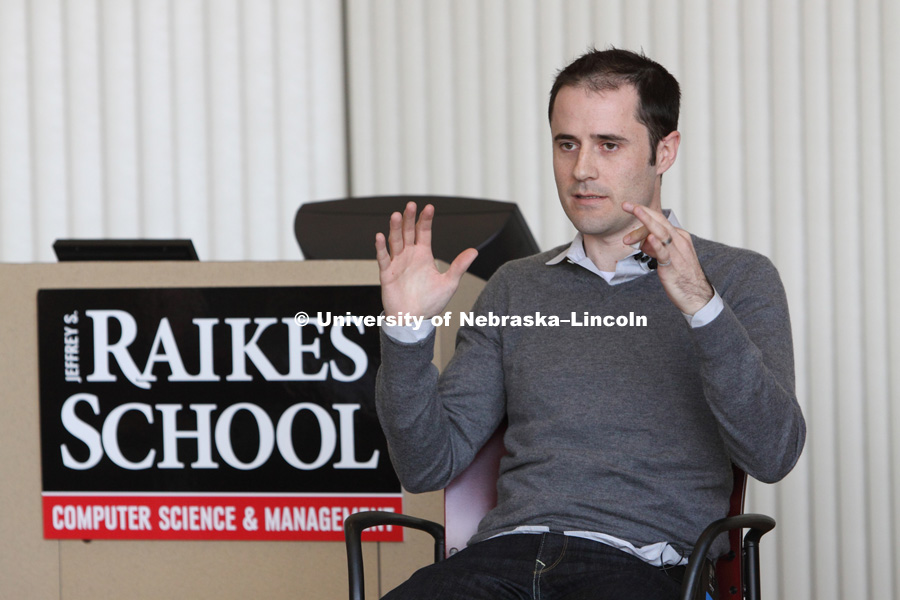 Evan Williams, the founder and chief executive of Twitter, speaks at the University of Nebraska-Lincoln April 10 during a question-and-answer session with students in the Jeffrey S. Raikes School of Computer Science and Management.   Photo by Craig Chandler / University Communications