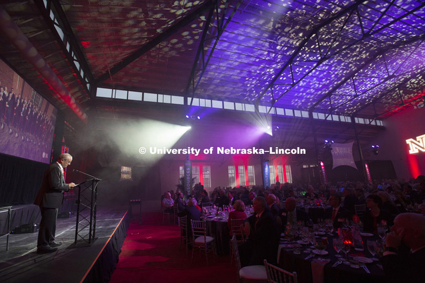 Chancellor Harvey Perlman speaks at the dinner. Nebraska Innovation Campus grand opening with tours of the facilities, a ribbon cutting, and evening dinner. October 8, 2015. Photo by Craig Chandler / University Communications