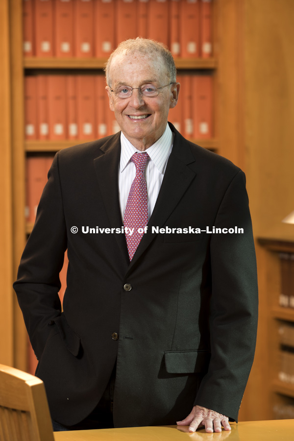 Harvey Perlman, former Chancellor of the University of Nebraska and current Professor in the College of Law. September 21, 2016. Photo by Craig Chandler / University Communication Photography.