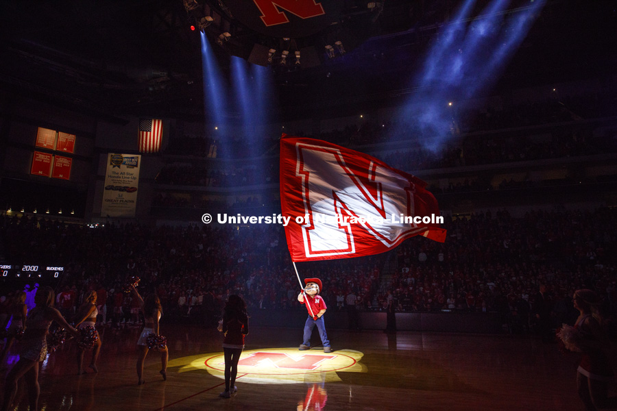 Herbie Husker waves the "N" flag before Nebraska's player introductions. Nebraska mens basketball vs. Ohio State at the Pinnacle Bank Arena.  January 18, 2017, Photo by Craig Chandler / University Communication.