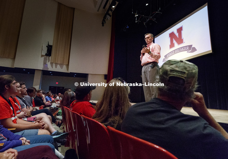 First Husker students are gathered together and list to Chancllor Ronnie Green speak. Opening day of the First Husker program put on by the First-Year Experience and Transition Program. August 13, 2017. Photo by Craig Chandler / University Communication.