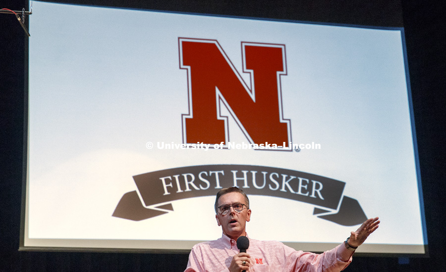 First Husker students are gathered together and list to Chancllor Ronnie Green speak. Opening day of the First Husker program put on by the First-Year Experience and Transition Program. August 13, 2017. Photo by Craig Chandler / University Communication.