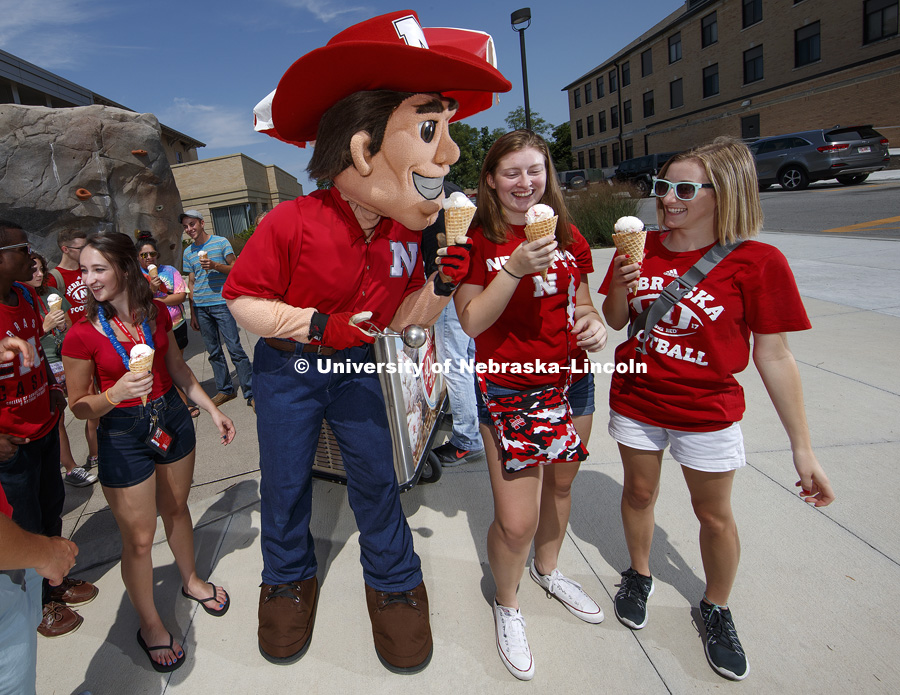 Herbie Husker, Dairy Store, and Human Sciences photo shoot for Alumni. August 18, 2017. Photo by Craig Chandler / University Communication.