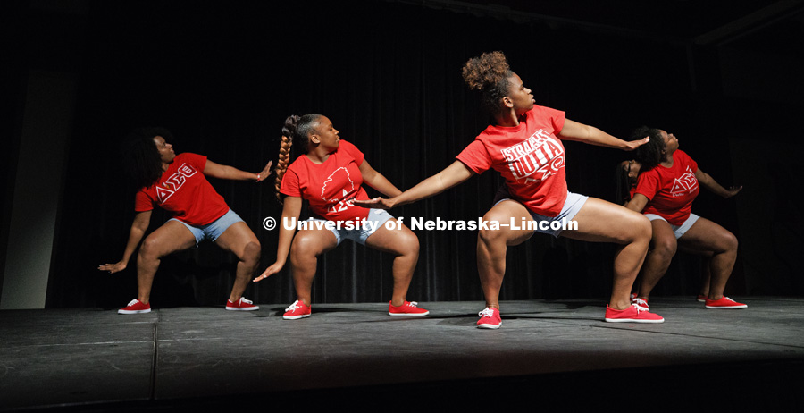 Delta Sigma Theta performs at the Stroll Off. UNL's multicultural Greek organizations compete in the annual stroll competition in the Nebraska Union. September 8, 2017. Photo by Craig Chandler / University Communication.