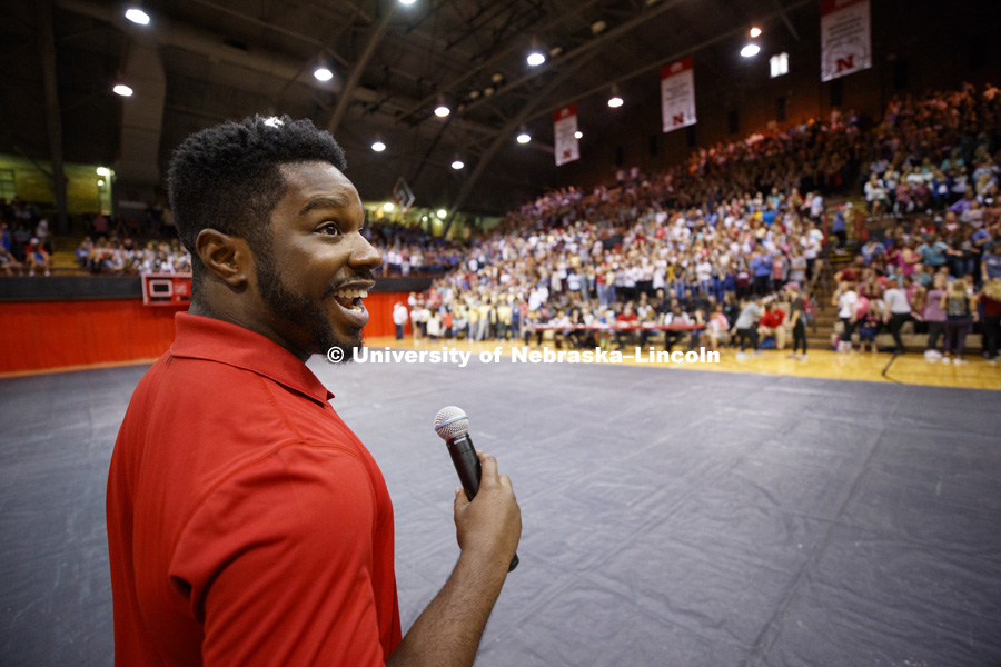 MC DeWayne Taylor gets the crowd ready for Huskers Have Talent competition at the Coliseum.  September 18, 2017.  Photo by Craig Chandler / University Communications