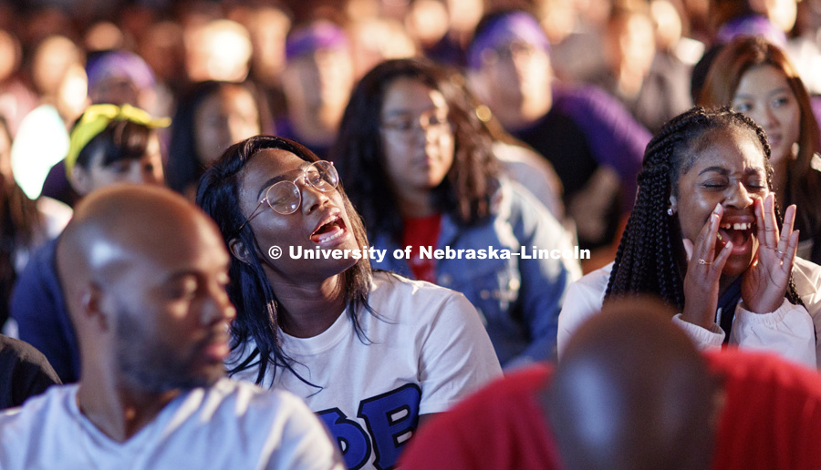 Sorority members of Zeta Phi Beta call out during the roll call of the chapters. Chapters of Nebraska’s Multicultural Greek Council and National Pan-Hellenic Council compete for best fraternity and sorority stroll. September 7, 2018. Photo by Craig Chandler / University Communication.