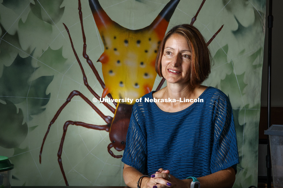 Arachnid researcher Eileen Hebets, Professor School of Biological Sciences, and the fall 2018 Nebraska Lecture presenter. September 18, 2018. Photo by Craig Chandler / University Communication.