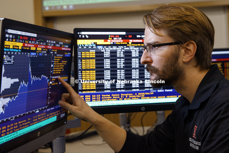College of Business Bloomberg terminals in trading room. College of Business Photo Shoot. October 5, 2018. Photo by Craig Chandler / University Communication.