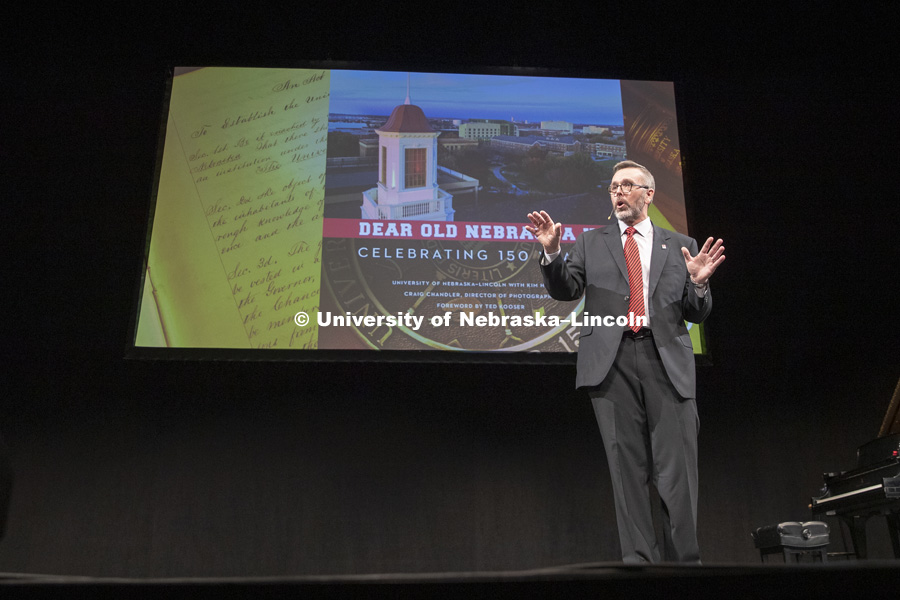 Chancellor Ronnie Green delivers his State of the University address from the Lied stage. January 15, 2019. Photo by Craig Chandler / University Communication.