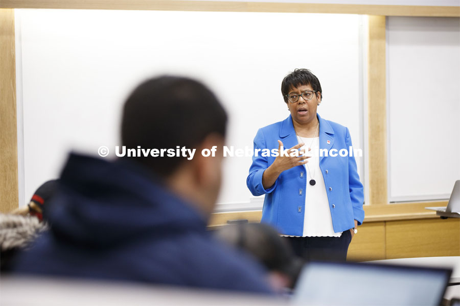 BLAW 377 – Introduction to Corporate Compliance, for Business majors taught by Law professor Catherine Lee Wilson in Howard Hawks Hall. February 25, 2019. Photo by Craig Chandler / University Communication.