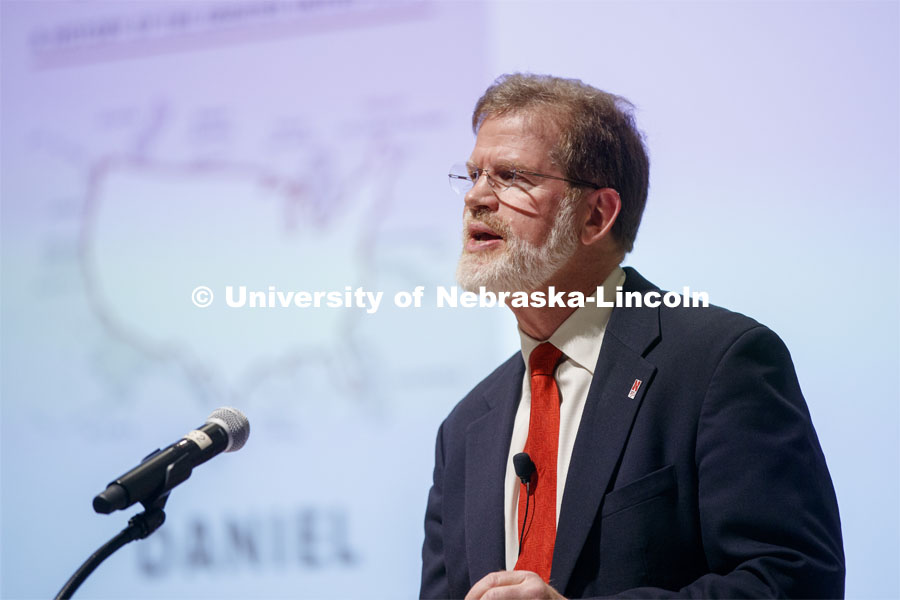 Tim Borstelmann, E.N. and Katherine Thompson Professor of Modern World History, delivers the April 2019 Nebraska Lecture: The Hearts of Foreigners: How Americans Understand Others. April 25, 2019. Photo by Craig Chandler / University Communication.