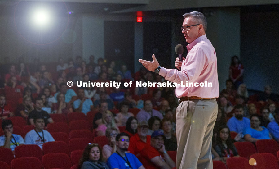 Chancellor Ronnie Green welcomes the First Husker program students. August 18, 2019. Photo by Craig Chandler / University Communication.