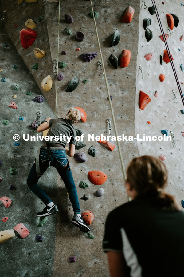 Choose Your Own Adventure gave students opportunities to climb the rock wall as part of the Big Reg Welcome at the Outdoor Adventures Center on city campus. August 22, 2019. Photo by Justin Mohling / University Communication.