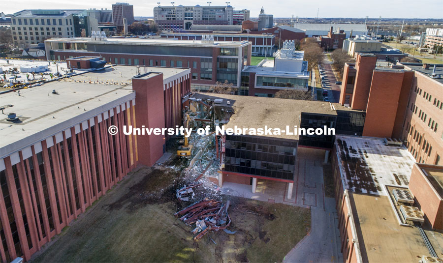 The demolition of the LINK which connects Scott Engineering Center at left and Nebraska Hall at right. December 3, 2019. Photo by Craig Chandler / University Communication.
