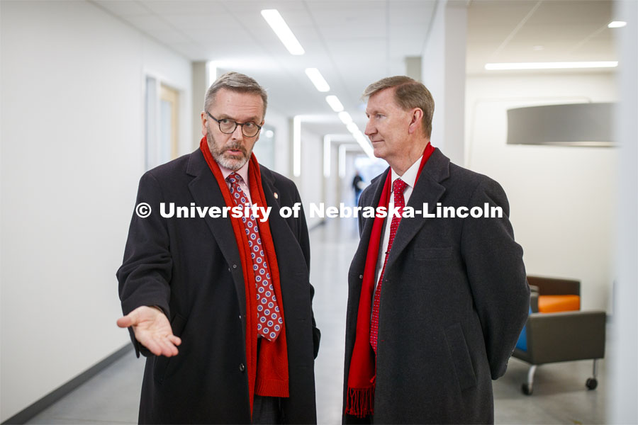 UNL Chancellor Ronnie Green describes NIC's evolution to NU President Ted Carter during Thursday's tour. January 16, 2020. Photo by Craig Chandler / University Communication.