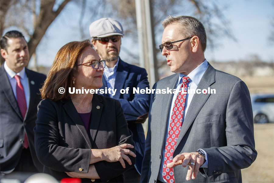 UNL Chancellor Ronnie Green describes the growth in the College of Engineering College to Senator Deb Fischer during her tour Friday. March 6, 2020. Photo by Craig Chandler / University Communication.