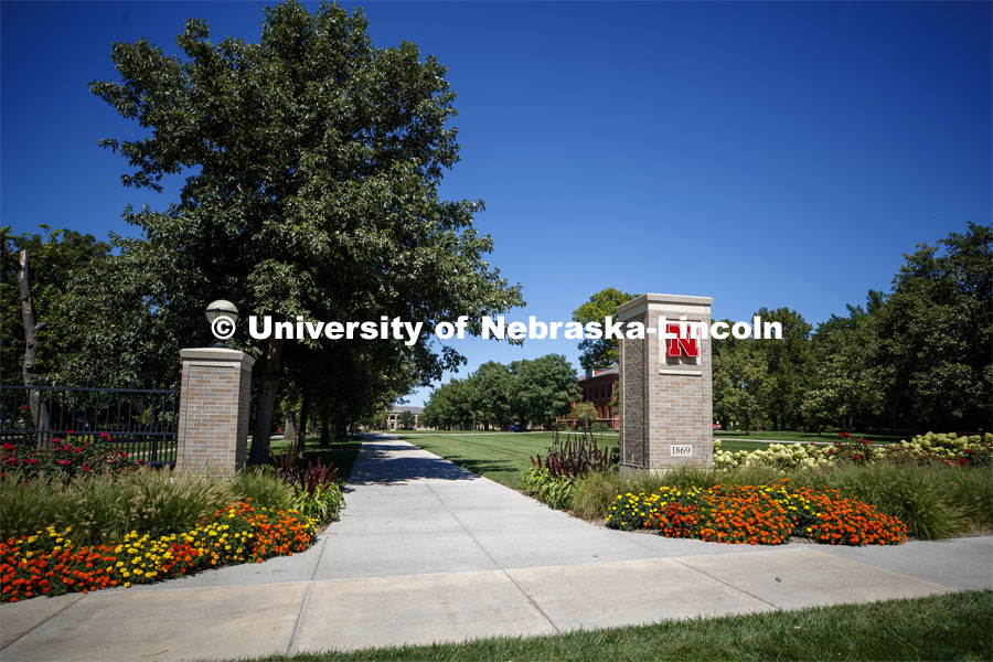 East Campus entrance gateway. First Day of classes on UNL campus. August 17, 2020. Photo by Craig Chandler / University Communication.