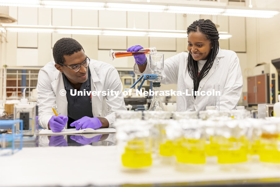 McNair scholar Seth Caines and summer research scholar Moriah Brown from Howard University work with Professor Shannon Bartlet-Hunt researching textiles as a source of microplastic fibers to Nebraska streams. June 22, 2021 Photo by Craig Chandler / University Communication