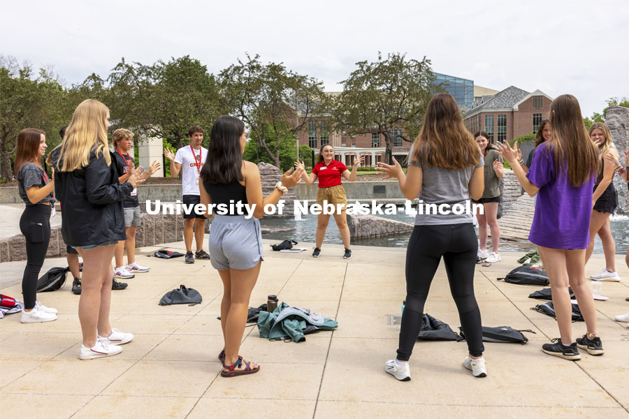 Orientation leader, Lucy Peterkin leads the New Student Enrollment group in an ice-breaking exercise. New Student Enrollment. June 24, 2021. Photo by Craig Chandler / University Communication.
