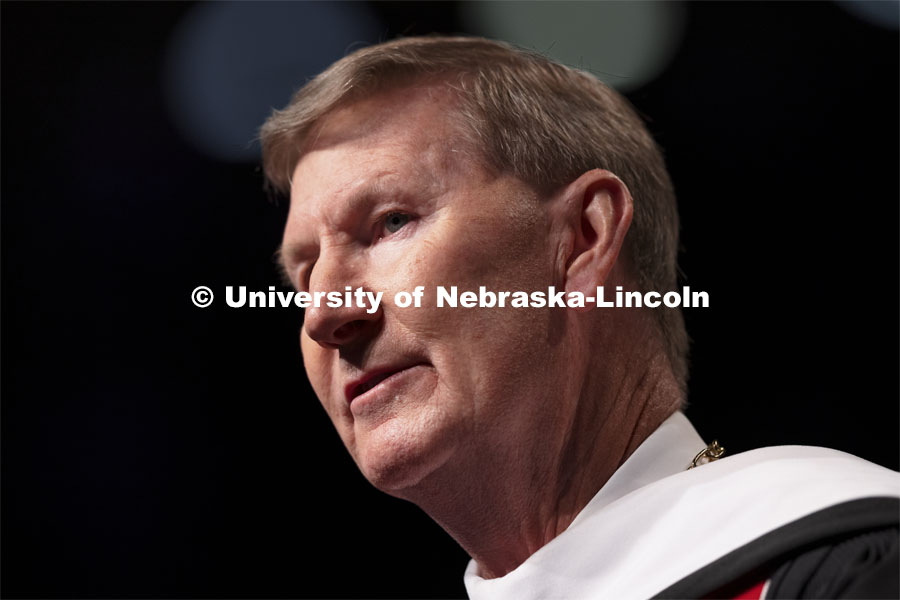 NU President Ted Carter delivers the commencement address. Undergraduate Commencement at Pinnacle Bank Arena. August 14, 2021. Photo by Craig Chandler / University Communication.