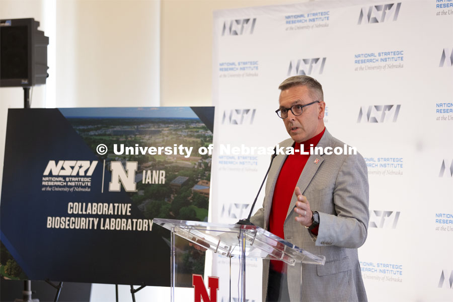 Chancellor Ronnie Green says a few words at the Ribbon cutting for NSRI and IANR Collaborative Biosecurity Laboratory in the Morrison Virology Center on East Campus. September 27, 2021. Photo by Craig Chandler / University Communication
