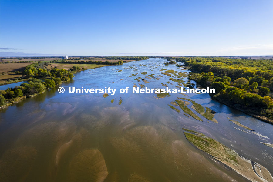 Platte River south of Silver Creek, Nebraska. October 10, 2021. Photo by Craig Chandler / University Communication.