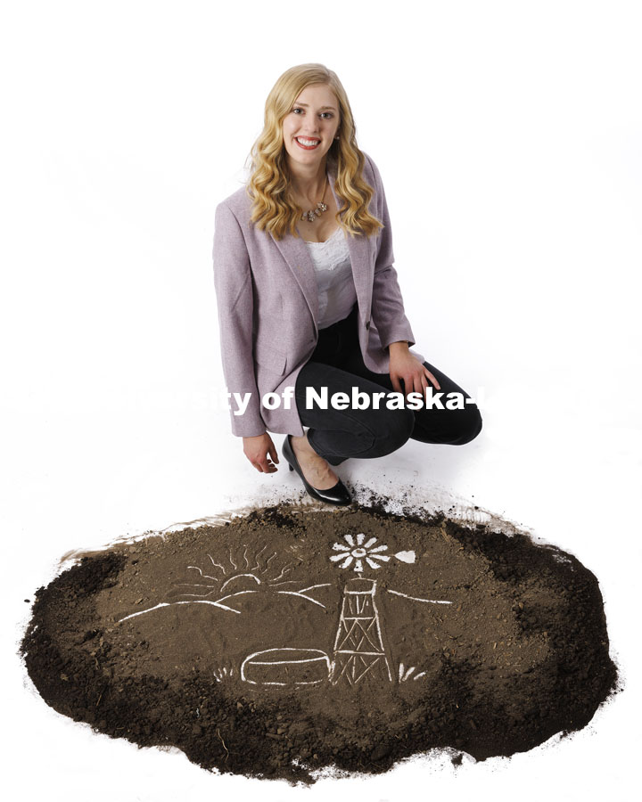 Hannah Nelson, Engler Agribusiness Entrepreneur student with a passion for protecting our soil and her love of art. November 30, 2021. Photo by Craig Chandler / University Communication.