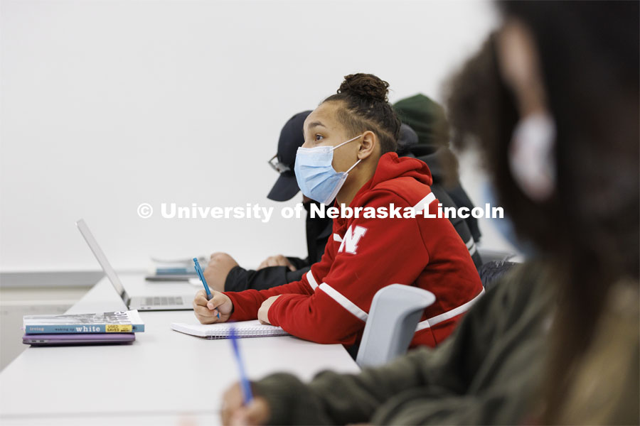 Students listen and take notes during Jordan Charlton’s class, ETHN 100 - Introduction to Ethnic Studies course. February 1, 2022. Photo by Craig Chandler / University Communication.