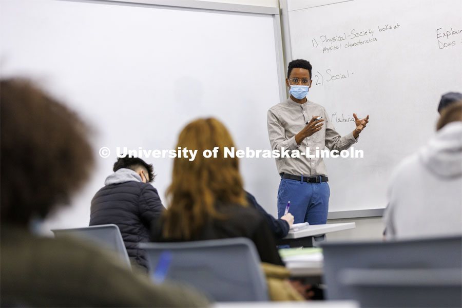 Jordan Charlton discusses with his class during the ETHN 100 - Introduction to Ethnic Studies course. February 1, 2022. Photo by Craig Chandler / University Communication.