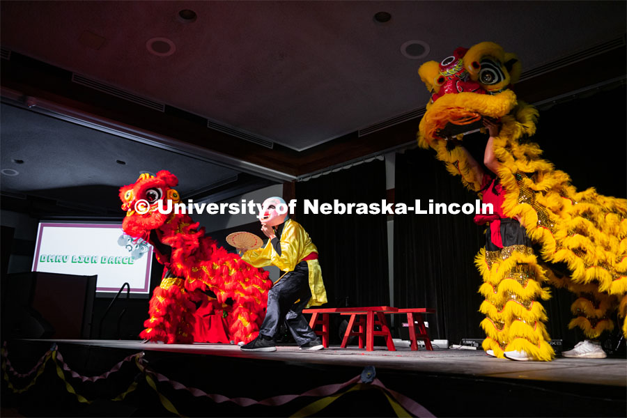 DMNV Lion Dance. VSANE sponsored their biggest event of the year, HELLO VIETNAM! The theme for Hello Vietnam 2022 is nh?ng ?i?u nh? nhoi, meaning “little things.” February 12, 2022. Photo by Jonah Tran / University Communication.
