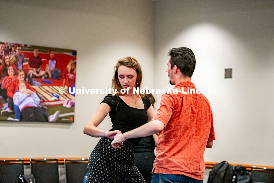 Students explore the Latin and Desi culture by learning salsa and Bollywood dance workshop in the Gaughn Center taught by members of the UNL ballroom company. April 6, 2022. Photo by Jonah Tran / University Communication.