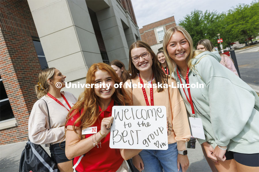 Hannah-Kate Kinney poses with her group. New Student Enrollment. June 1, 2022. Photo by Craig Chandler / University Communication.