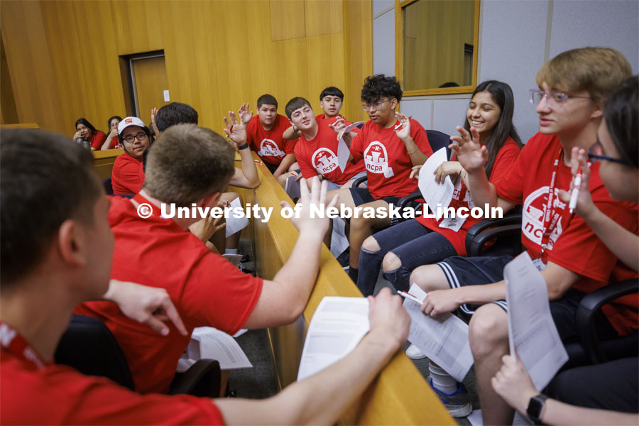 The jury votes for Goldilocks’ innocence during her trial vs the Three Bears. NCPA junior and senior high school students participate in a mock trial at Nebraska Law. June 9, 2022. Photo by Craig Chandler / University Communication.