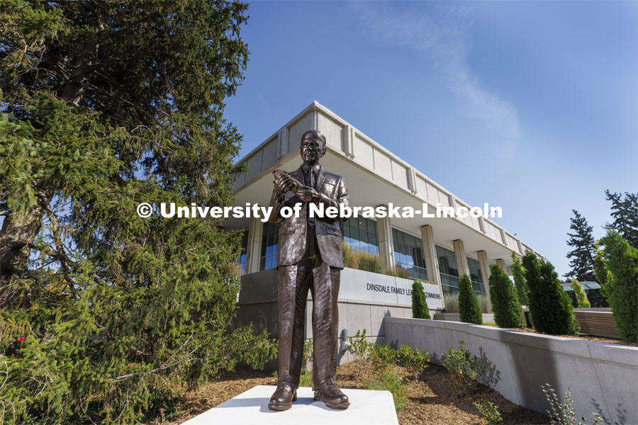 George Beadle statue outside Dinsdale Learning Commons on East Campus. September 15, 2022. Photo by Craig Chandler / University Communication.