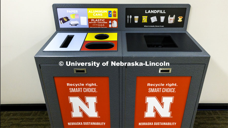 New recycling stations are being placed into Gwendolyn A. Newkirk Human Sciences Building on East Campus. October 18, 2022. Photo by Craig Chandler / University Communication.