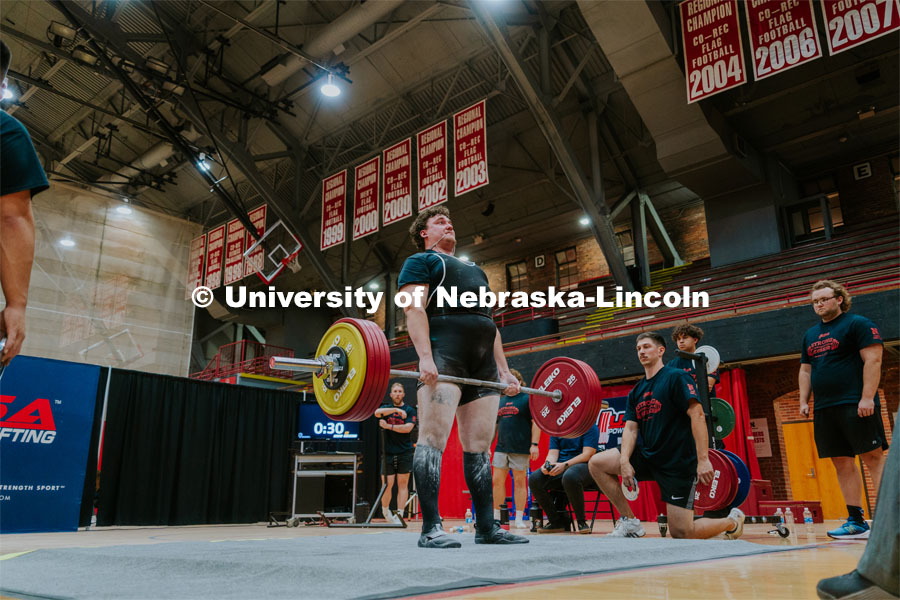Paul Whitmarsh, sophomore, completing a 270 kilogram deadlift during the Strong Husker Powerlifting meet hosted by UNL Barbell Club held in the Coliseum. October 7, 2023. Photo by Jonah Tran / University Communication