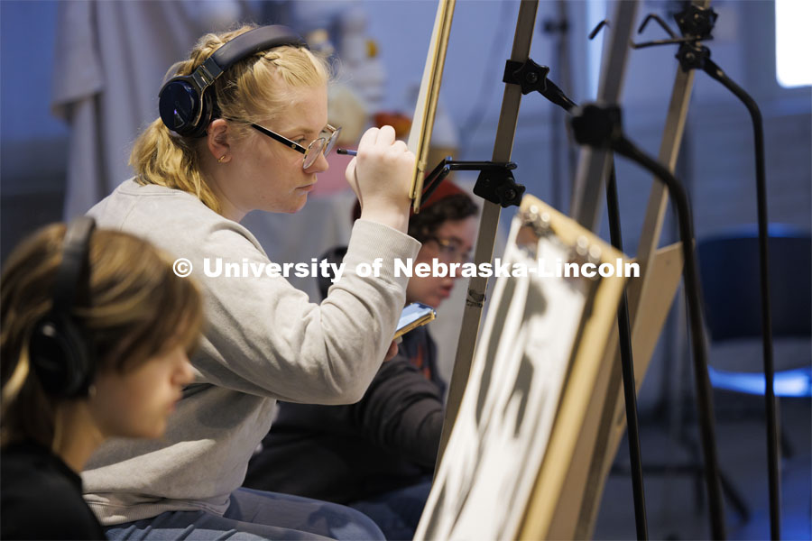 Abi Trembly, a junior from York, Pennsylvania, works on her drawing. Students in Casey Beck’s Drawing 101 class in Richards Hall. November 29, 2023. Photo by Craig Chandler / University Communication and Marketing.