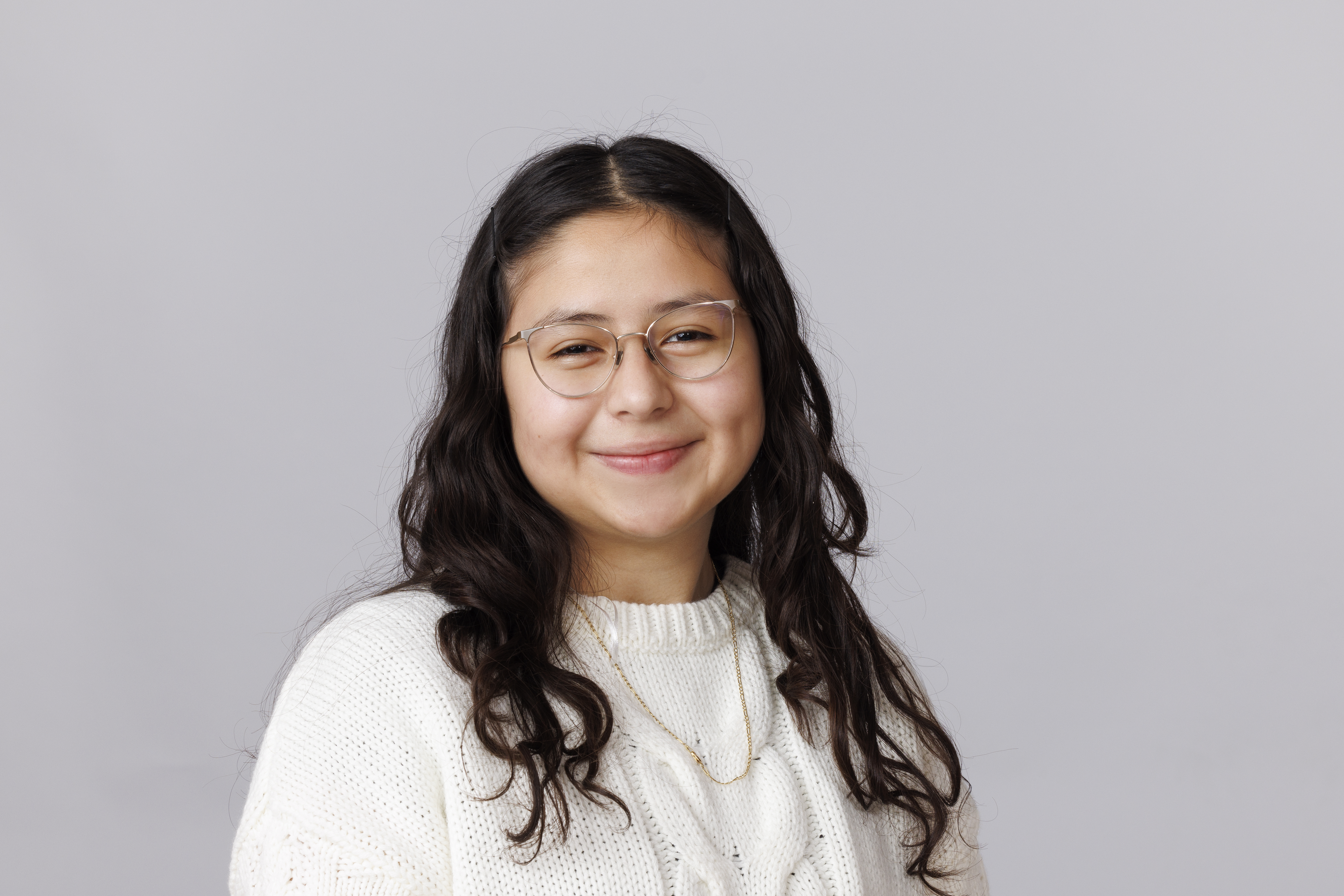 Studio portrait of Deymi Chavez. New Student Enrollment Orientation Leaders. December 13, 2024. Photo by Craig Chandler / University Communication and Marketing.