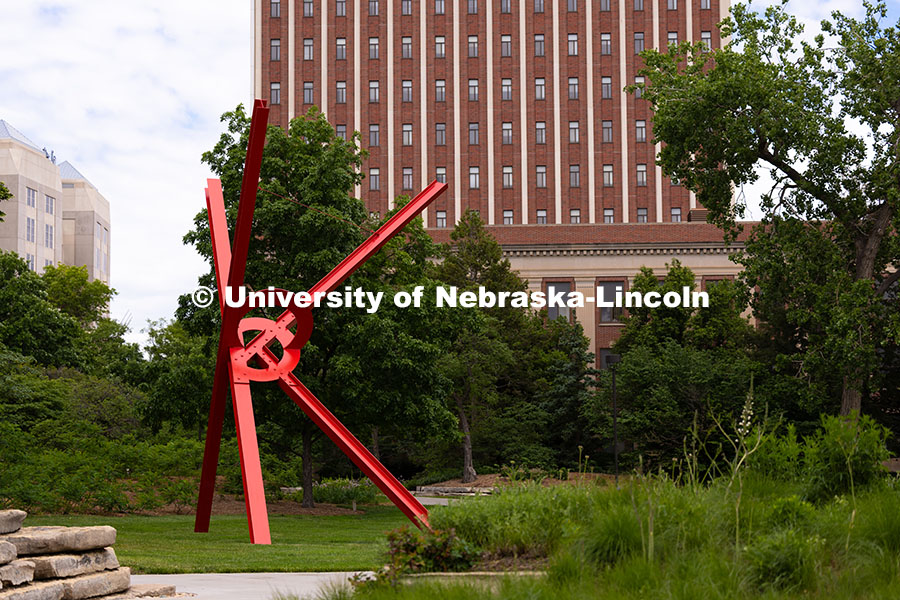 250523_City_Campus_9060.jpg The Old Glory sculpture in front of Burnett Hall. Spring on City Campus. May 28, 2025.
