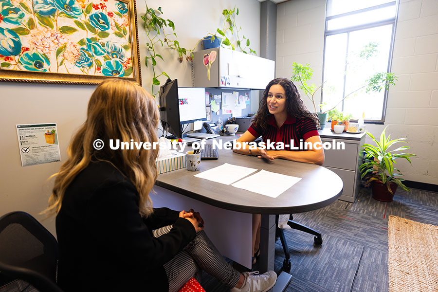 250624_Navigators_0807.jpg Stephanie Cerrato-Rodriguez speaks with Rose Zaske, a junior studying advertising and public relatio