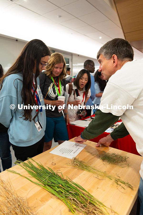 250523_Science_Olympiad_8983.jpg Rhea Tandon, a Science Olympiad competitor from Meyzeek Middle School in Kentucky, learns about prai