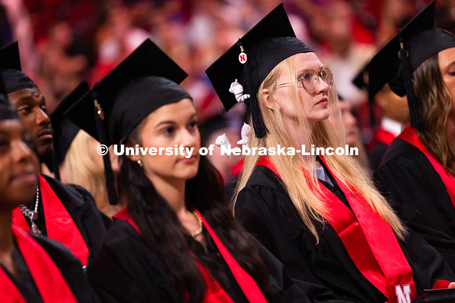 250816_Commencement_3841.jpg Anna Gulzow likes snakes, so she added several tiny stuffed snakes to decorate her cap at the summer