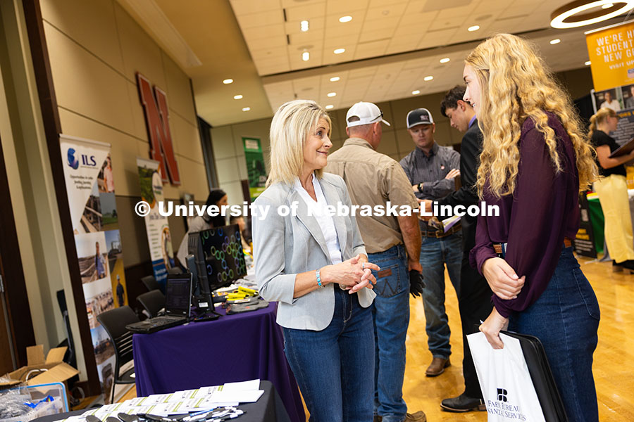 250918_Career_Fair_7859.jpg Sarah Treffer, a senior studying agribusiness with a minor in animal science, speaks with Cindy Grei