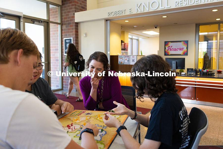 250922_Honors_Program_8677.jpg Rebecca Baskerville, Honors Program Associate Director, makes a face while playing the board game "R