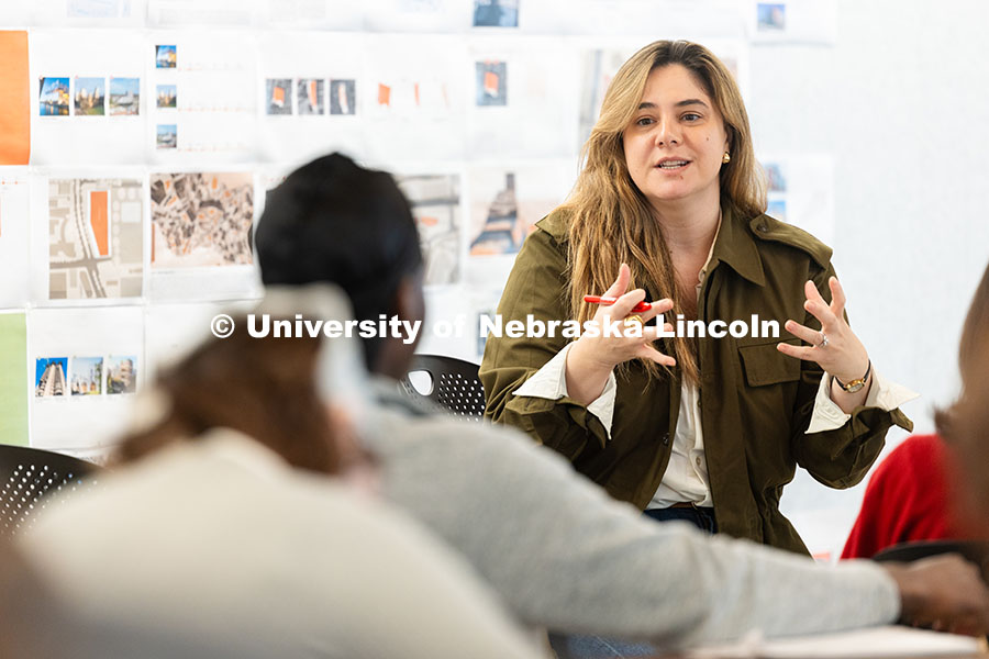 251015_ARCH_9610.jpg Lívia Loureiro, Assistant Professor of Architecture, discuss student mid-term projects created for