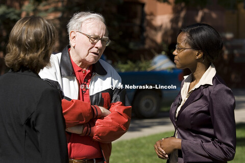 UNL alumnus Warren Buffett talks with Microsoft Corp. founder Bill Gates outside the Lied Center for