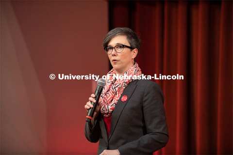 Claire Stewart, Dean of Libraries, speaks at the State of Our University Address. The N2025 strategi