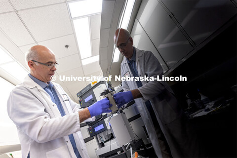 Assistant Director Mike Naldrett works in the Proteomics and Metabolomics lab in Beadle Hall. Nebras