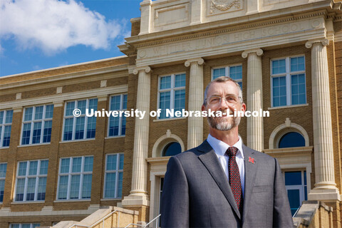 Rick Bevins, Professor of Psychology, and Associate Vice Chancellor of Research (pictured outside of