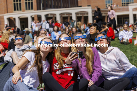 Ava Johnson, Kori Koepper, Christina Schaben and Samantha Pehrson take a selfie of the group watchin